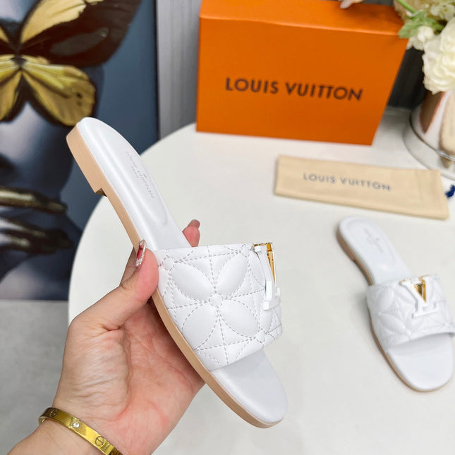 LV 26S MARE FLAT MULES IN WHITE CALFSKIN