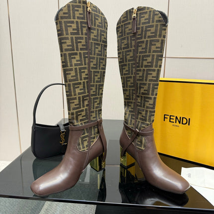 FENDI 25S KNEE-HIGH BOOTS 50 MM IN DARK BROWN CALFSKIN AND FABRIC PRINT LOGO