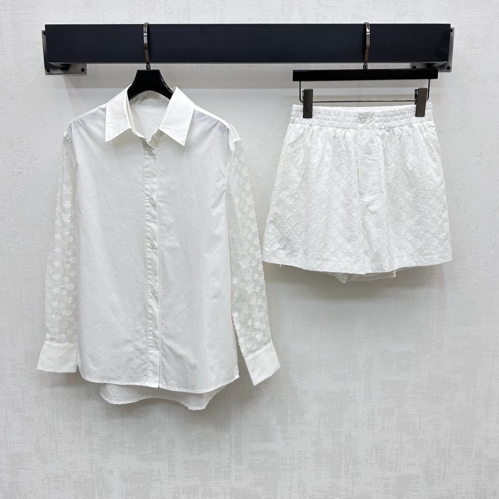 LV WHITE STRETCH SHORTS 263748