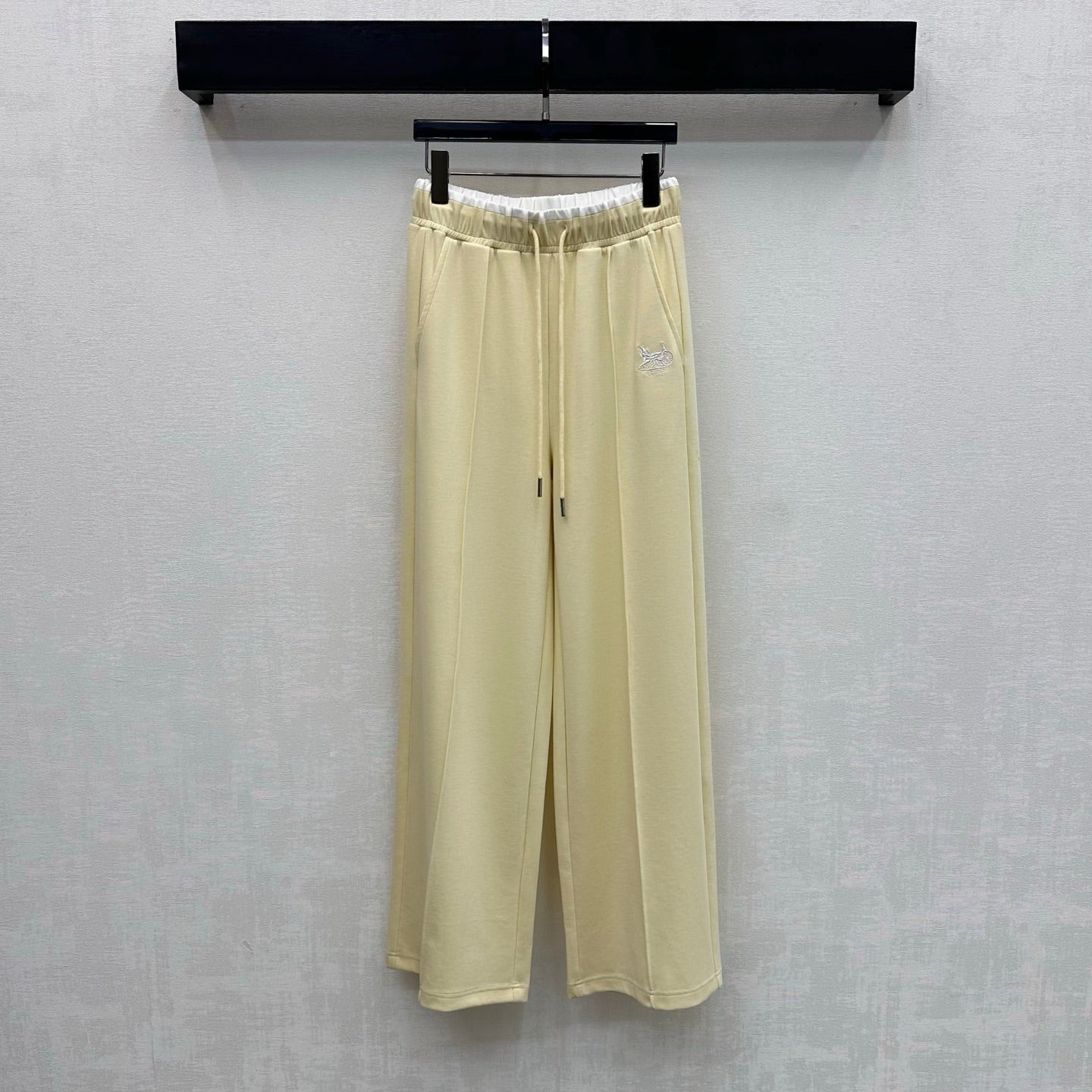 CELINE 26S STRAIGHT LEG PANTS 148