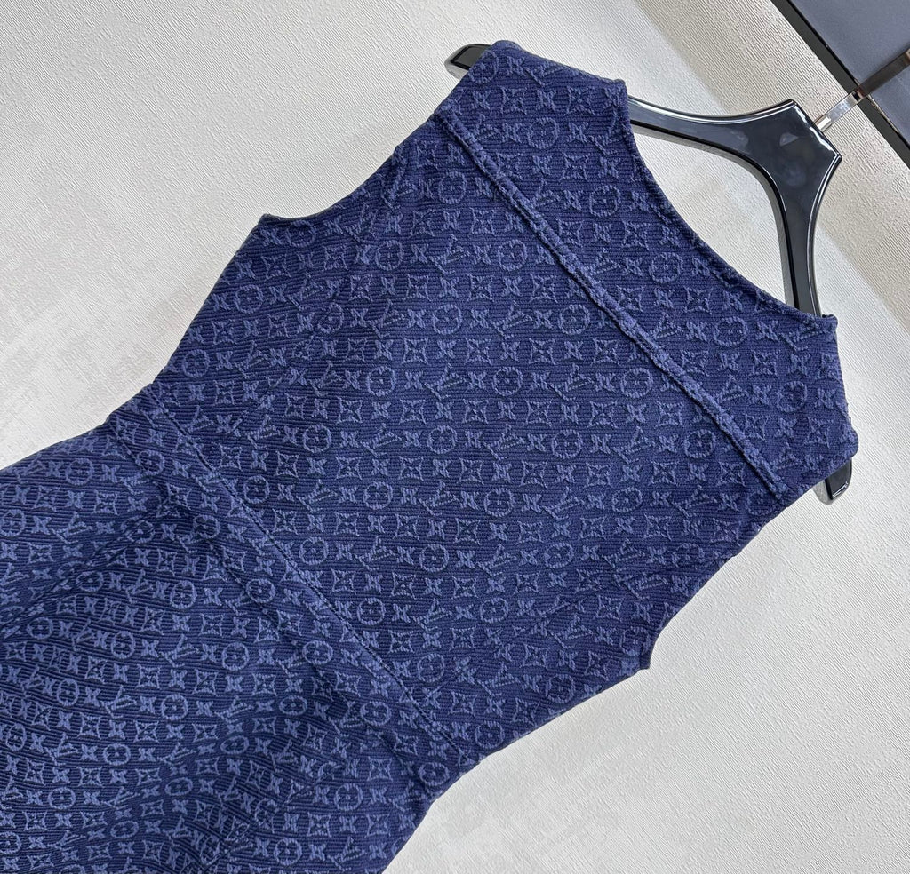 LV 26S SLEEVELESS DRESS STYLE 219