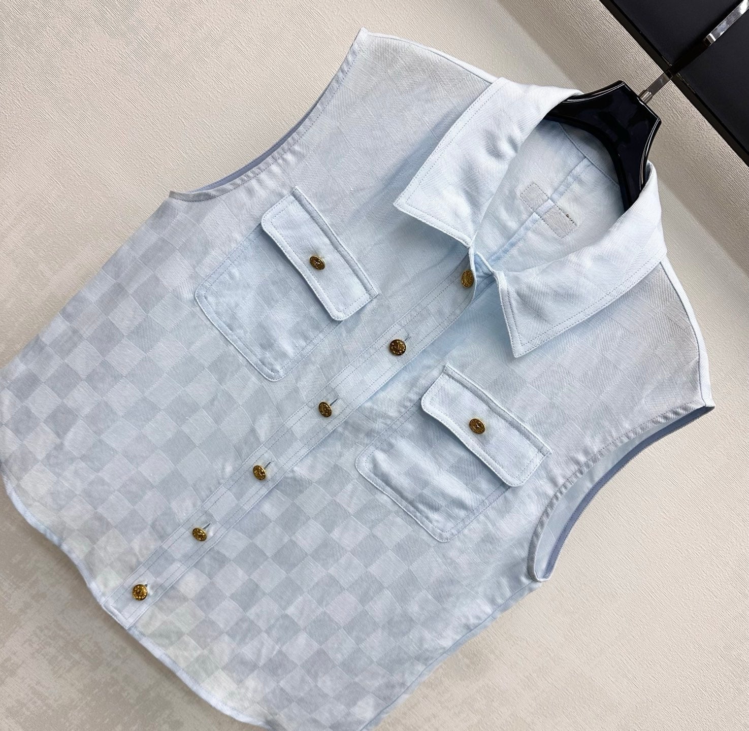 LV 26S TOP AND SKIRT SET STYLE 215