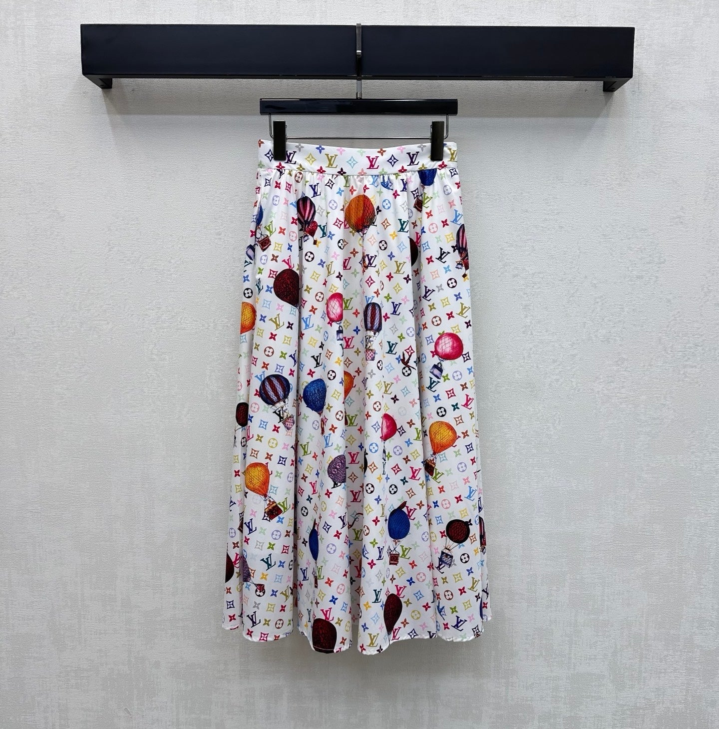 LV 26S SKIRT STYLE 185