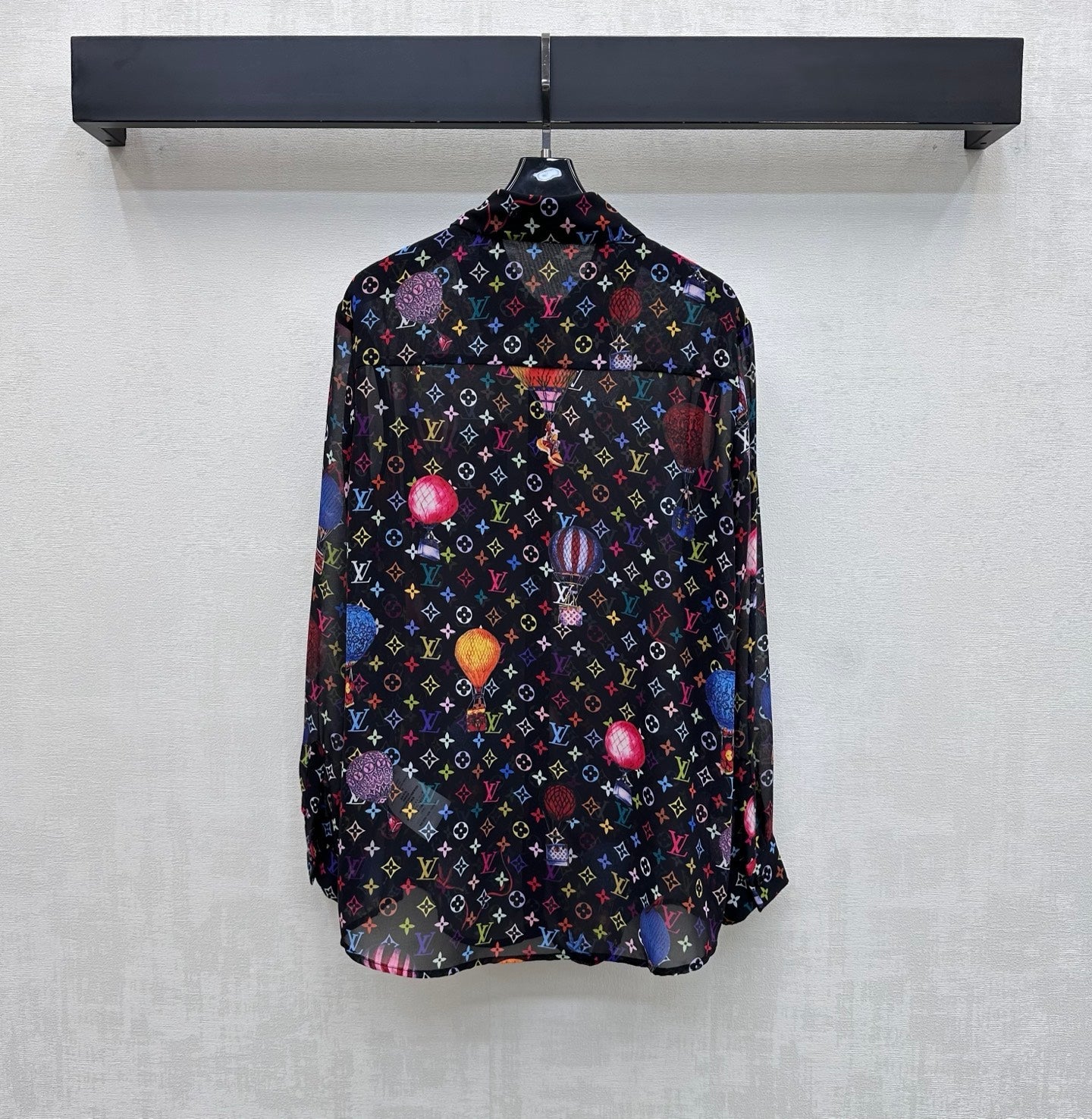 LV 26S PATTERNED LONG-SLEEVE SHIRT STYLE 182