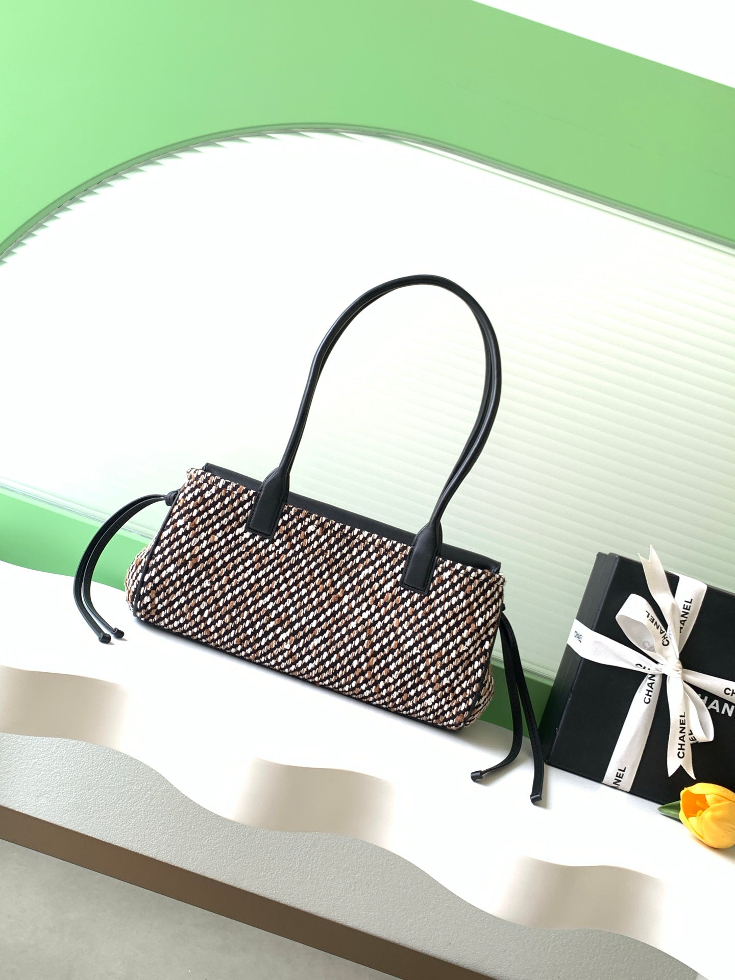 CHANEL 26S TOP HANDLE BAG 30 IN IVORY AND CAMEL TWEED WITH BLACK CALFSKIN