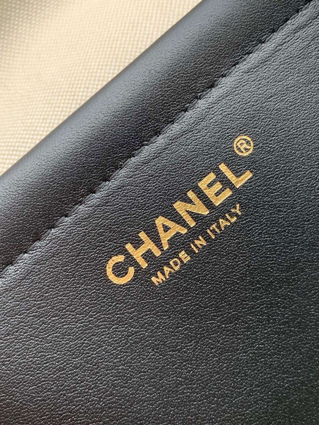 CHANEL 26S TOP HANDLE BAG 30 IN IVORY AND CAMEL TWEED WITH BLACK CALFSKIN