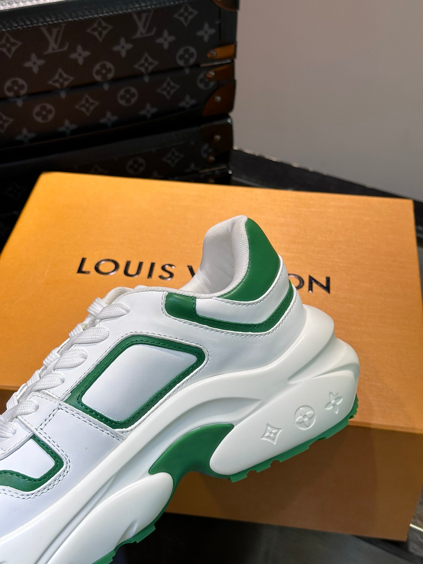 NEO RUN AWAY SNEAKER WHITE MIX GREEN CALFSKIN