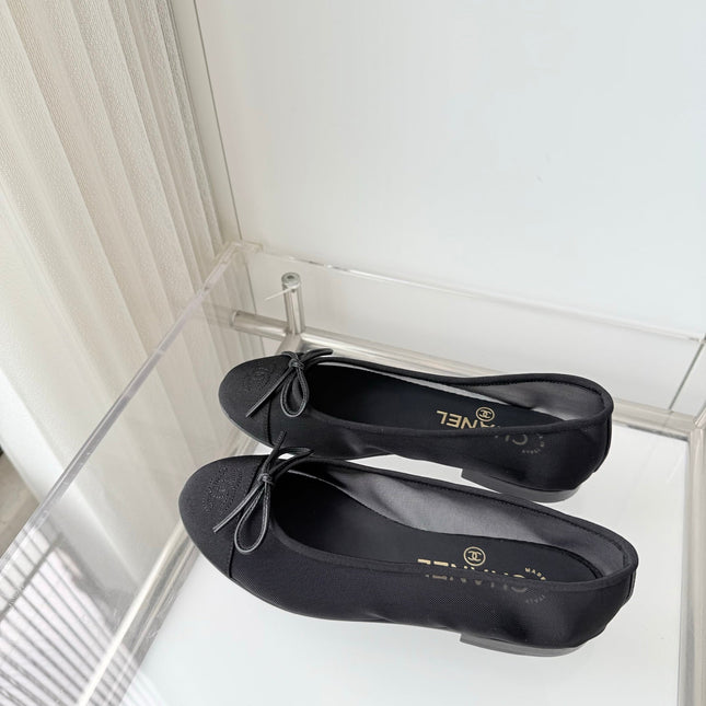 CHANEL 26S BALLET FLATS IN BLACK MESH TOE CAP AND BOW