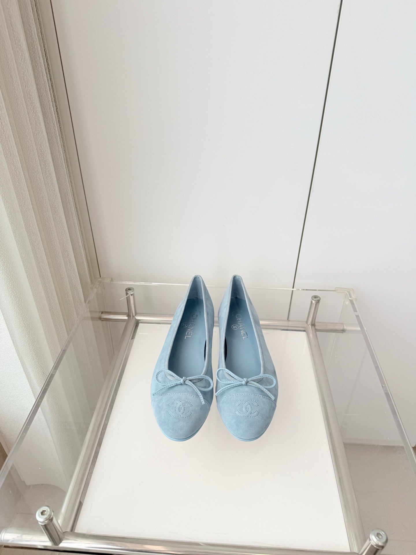 CHANEL 26S BALLET FLATS IN LIGHT BLUE SUEDE WITH BOW