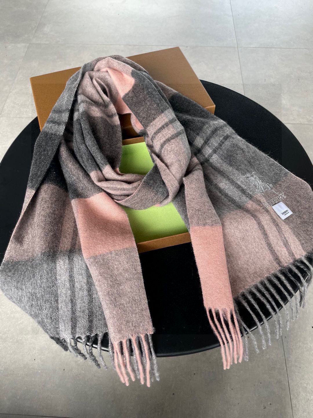 BURBERRY 25S SCARF 200 CM IN CASHMERE 938235
