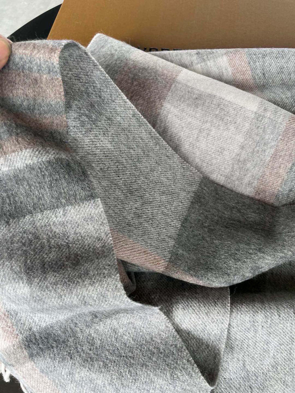 BURBERRY 25S SCARF 200 CM IN CASHMERE 938236