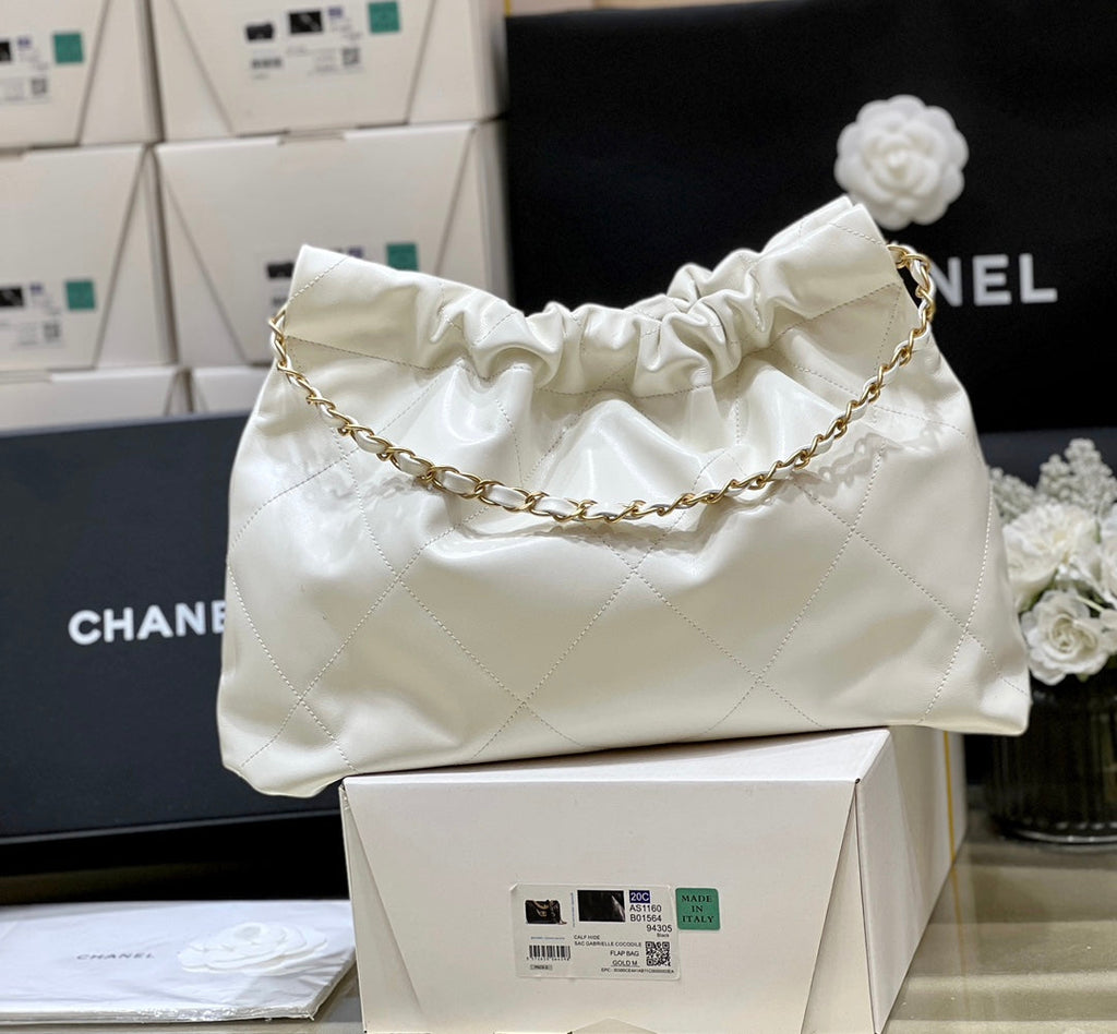 CC 19 HOBO BAG 43CM WHITE GOATSKIN GOLD HARDWARE