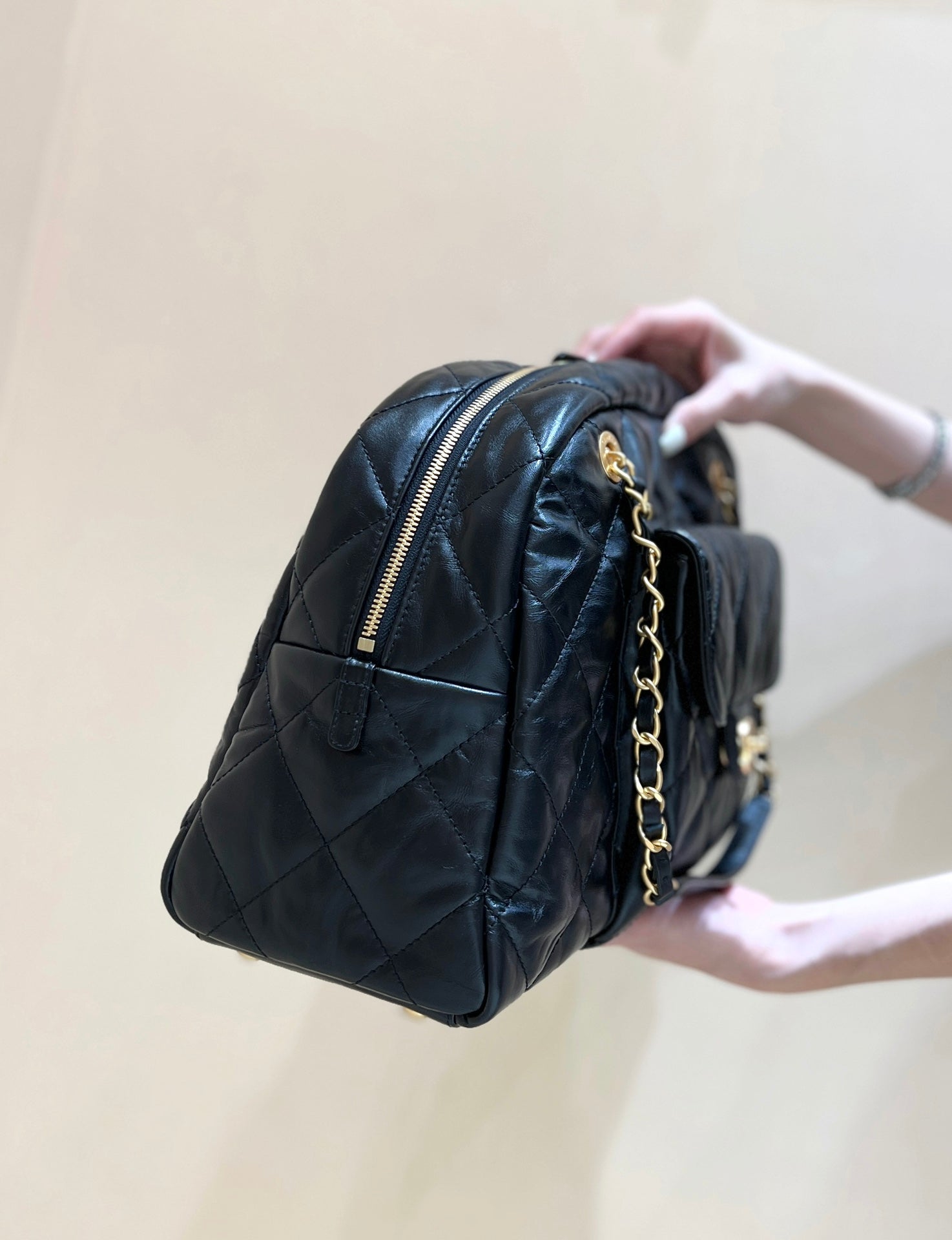 BOWLING BAG 44 IN BLACK SOFT LAMBSKIN GOLD HARDWARE