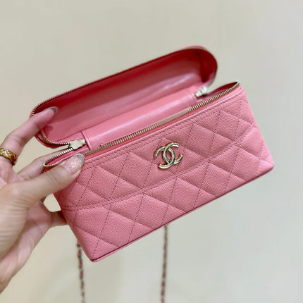 VANITY CASE 19 IN CONTESSA PINK CALFSKIN GOLD-TONE METALLIC