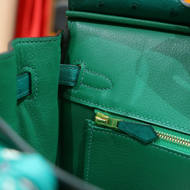 HM 25S BIRKIN 25 CM IN DARK GREEN OSTRICH WITH GOLD HARDWARE
