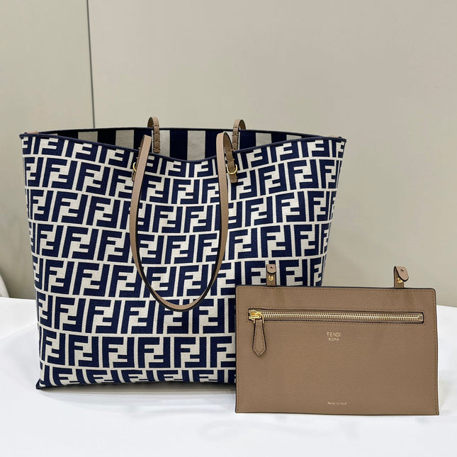LARGE ROLL 33 IN MIDNIGHT BLUE MIX WHITE JACQUARD FABRIC