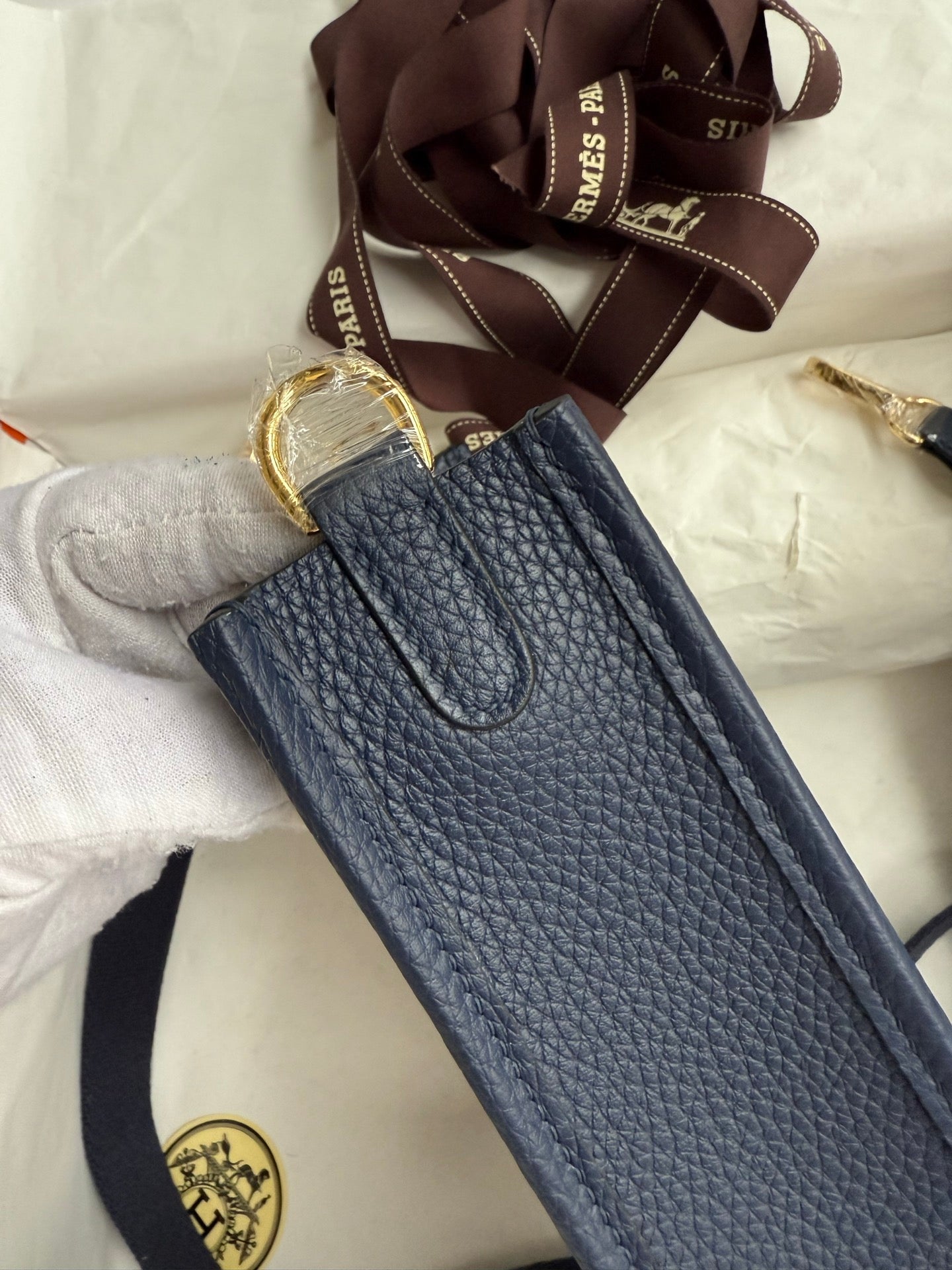 HM 25S EVELYNE 17 CM IN SLATE BLUE-GRAY COWHIDE WITH GOLD HARDWARE