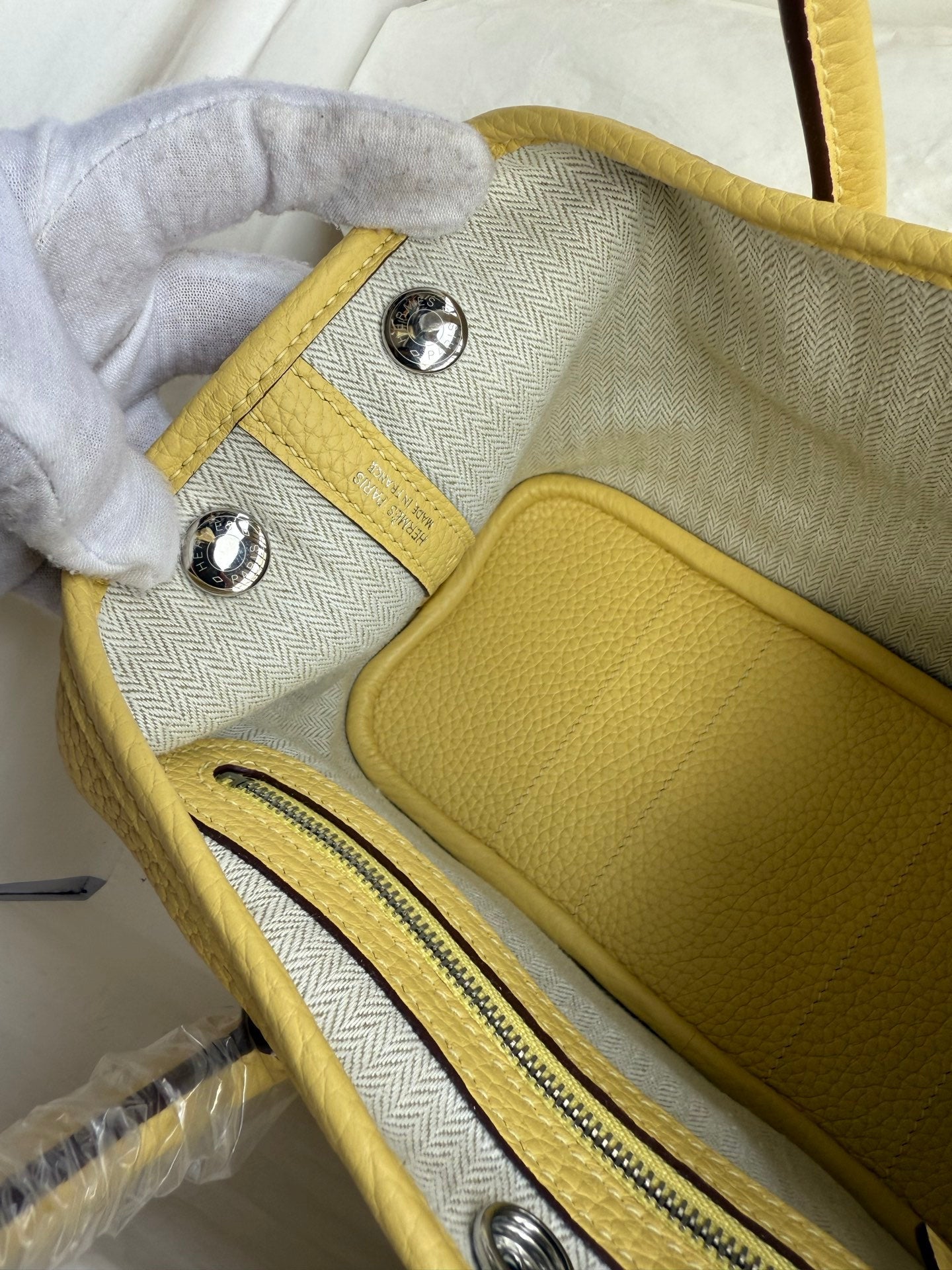 HM 25S GARDEN PARTY 23 CM IN LIGHT YELLOW TOGO