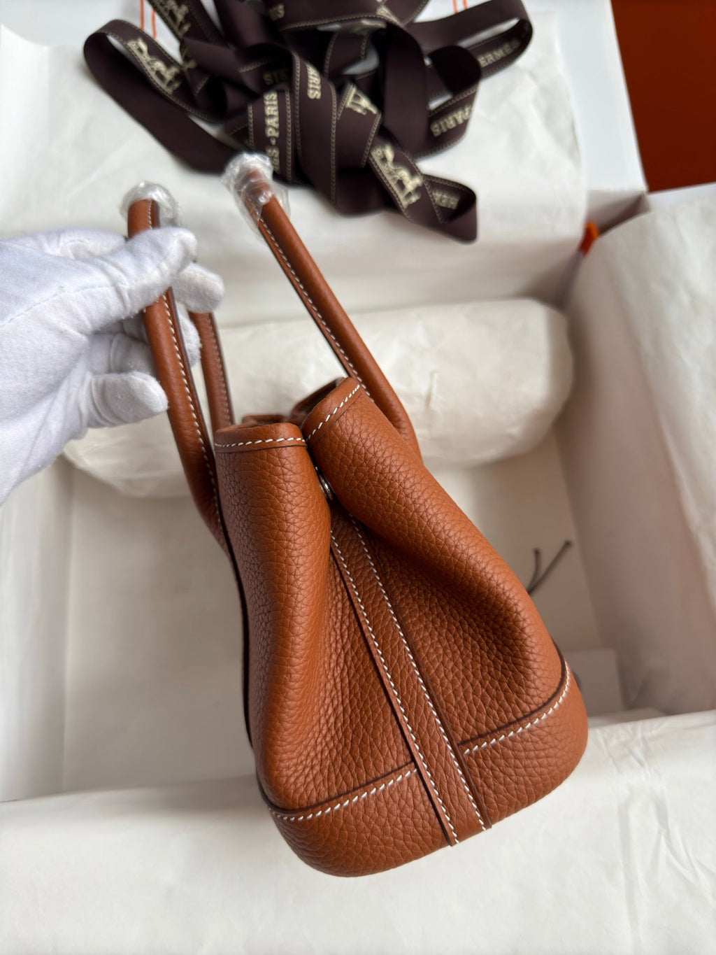 HM 25S GARDEN PARTY 23 CM IN CHESTNUT BROWN TOGO