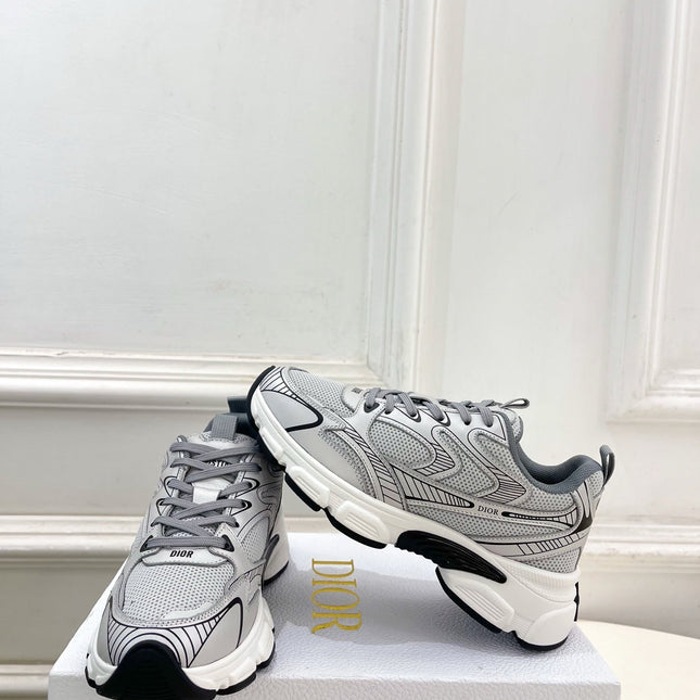 DIOR 26S SNEAKER IN GREY CALFSKIN AND MESH FABRIC