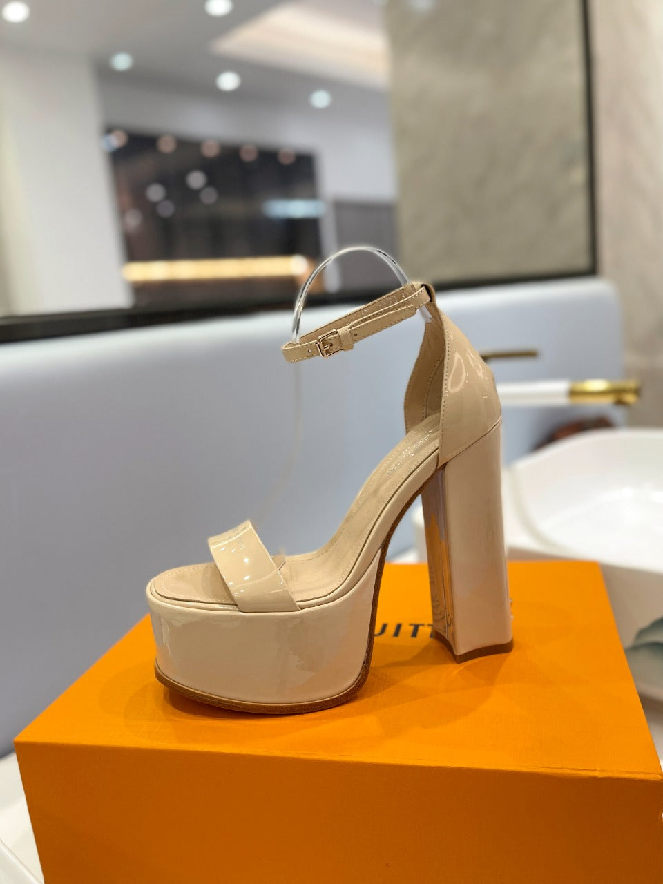 LV 26S HIGH HEEL SANDALS 145 MM IN BEIGE CALFSKIN