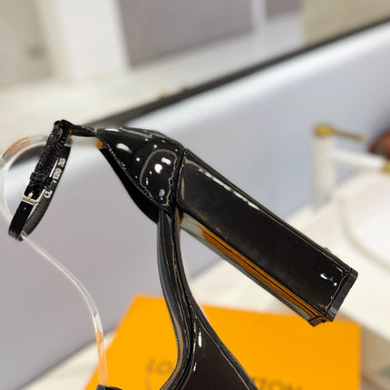 LV 26S HIGH HEEL SANDALS 145 MM IN BLACK CALFSKIN