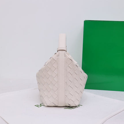 Walla Candy White