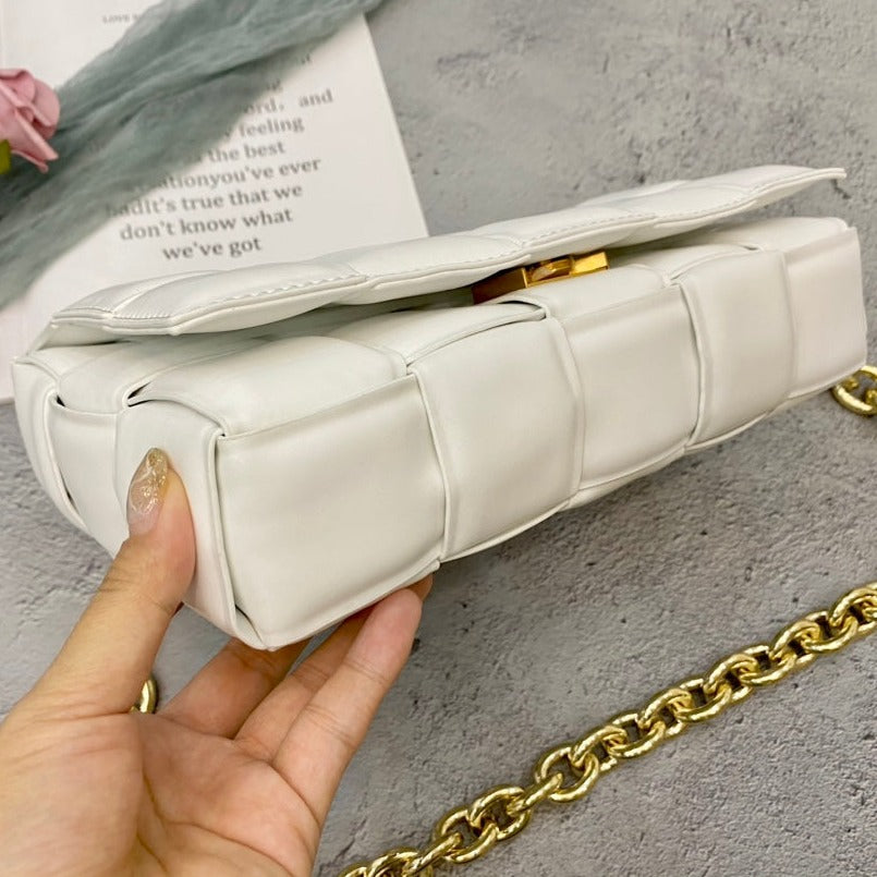 Chain Cass Bag White